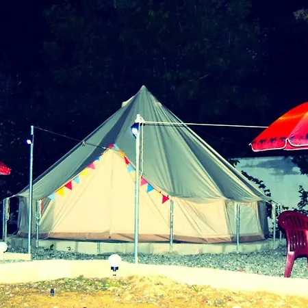 Campismo de Luxo Luxury Camping Lili Berati